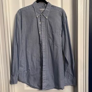 Saddlebred pinstripe buttondown.